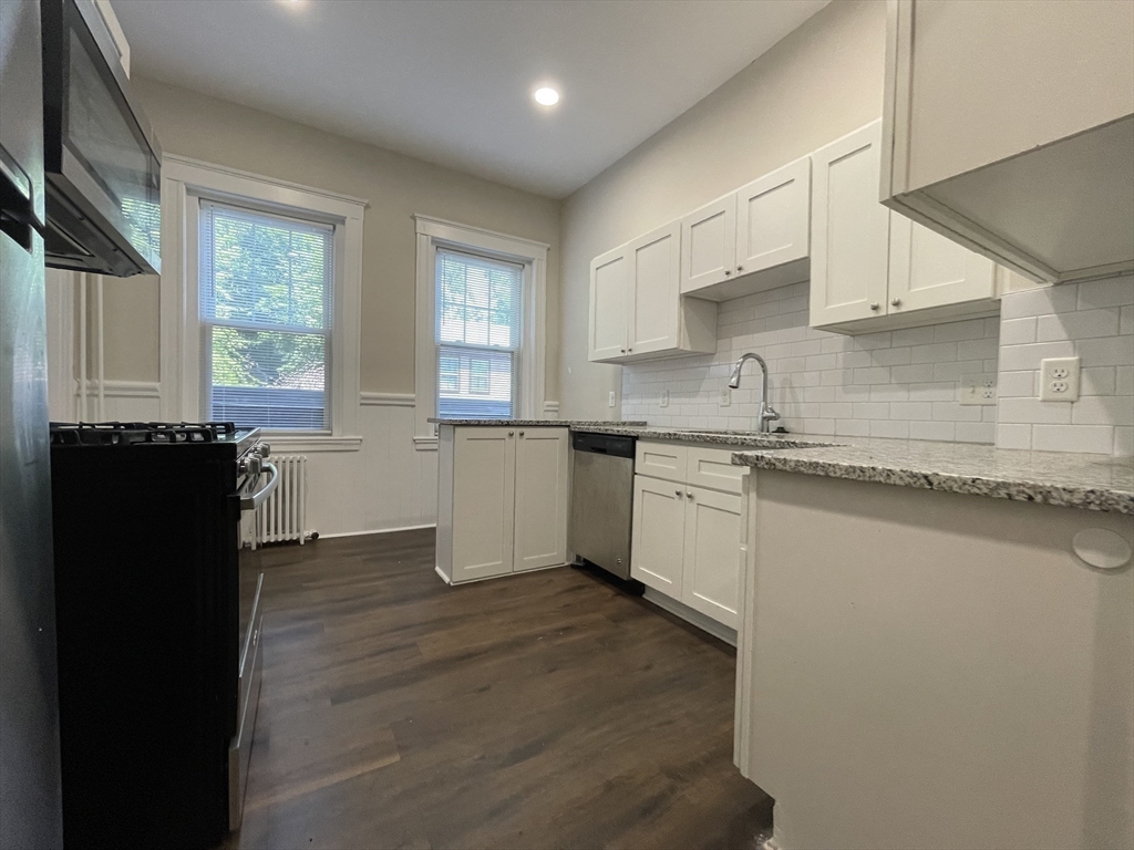 1 bed, 1 bath apartment for rent at 996 Chestnut St Unit 1, Newton Upper Falls — photo 7 of 16