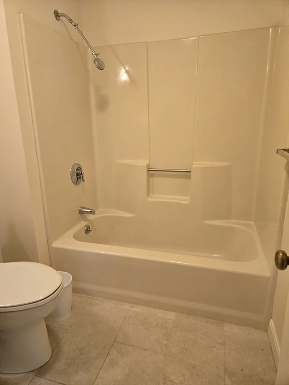 1 bed, 1 bath apartment for rent at 996 East St Unit 8, Walpole — photo 4 of 8