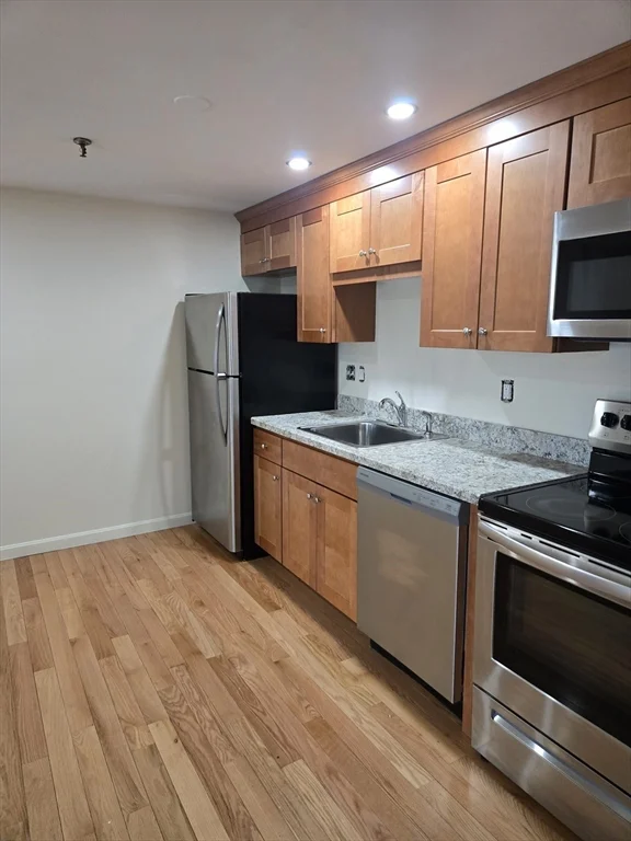 1 bed, 1 bath apartment for rent at 996 East St Unit 8, Walpole — photo 2 of 8