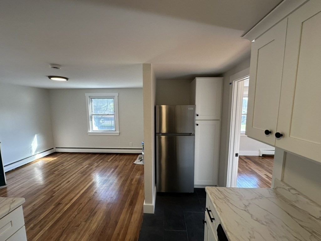 1 bed, 1 bath apartment for rent at 997 Broadway Unit 3, Raynham — photo 3 of 8