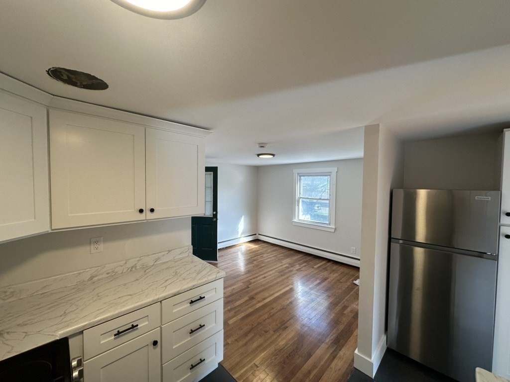 1 bed, 1 bath apartment for rent at 997 Broadway Unit 3, Raynham — photo 2 of 8