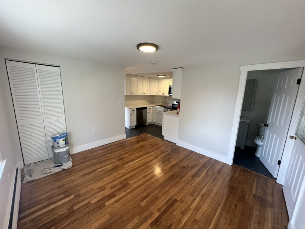 1 bed, 1 bath apartment for rent at 997 Broadway Unit 3, Raynham — photo 6 of 8