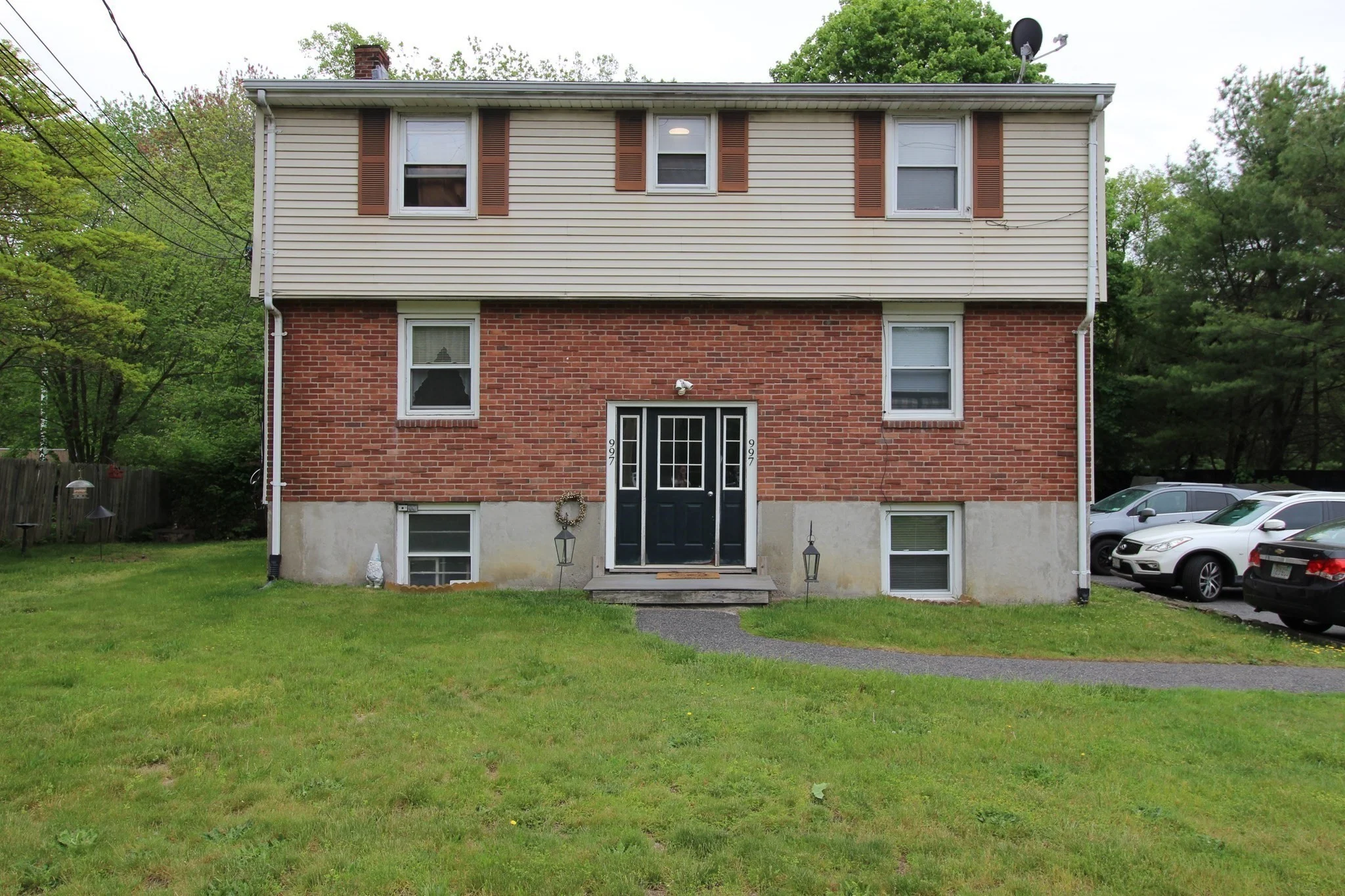 1 bed, 1 bath apartment for rent at 997 Broadway Unit 5, Raynham — photo 1 of 12