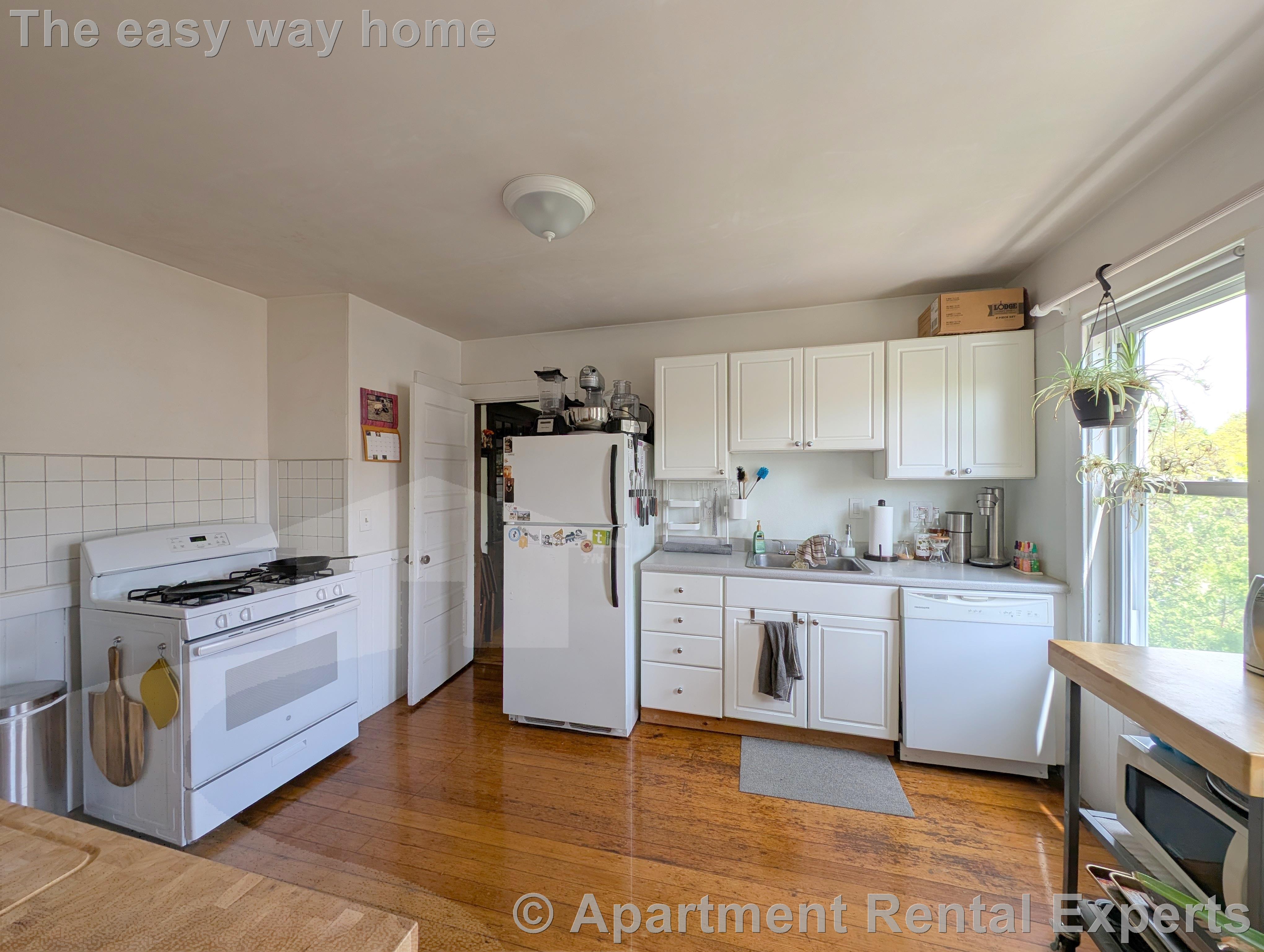2 bed, 1 bath apartment for rent at 998 Broadway Unit 3, Davis Square — photo 10 of 20