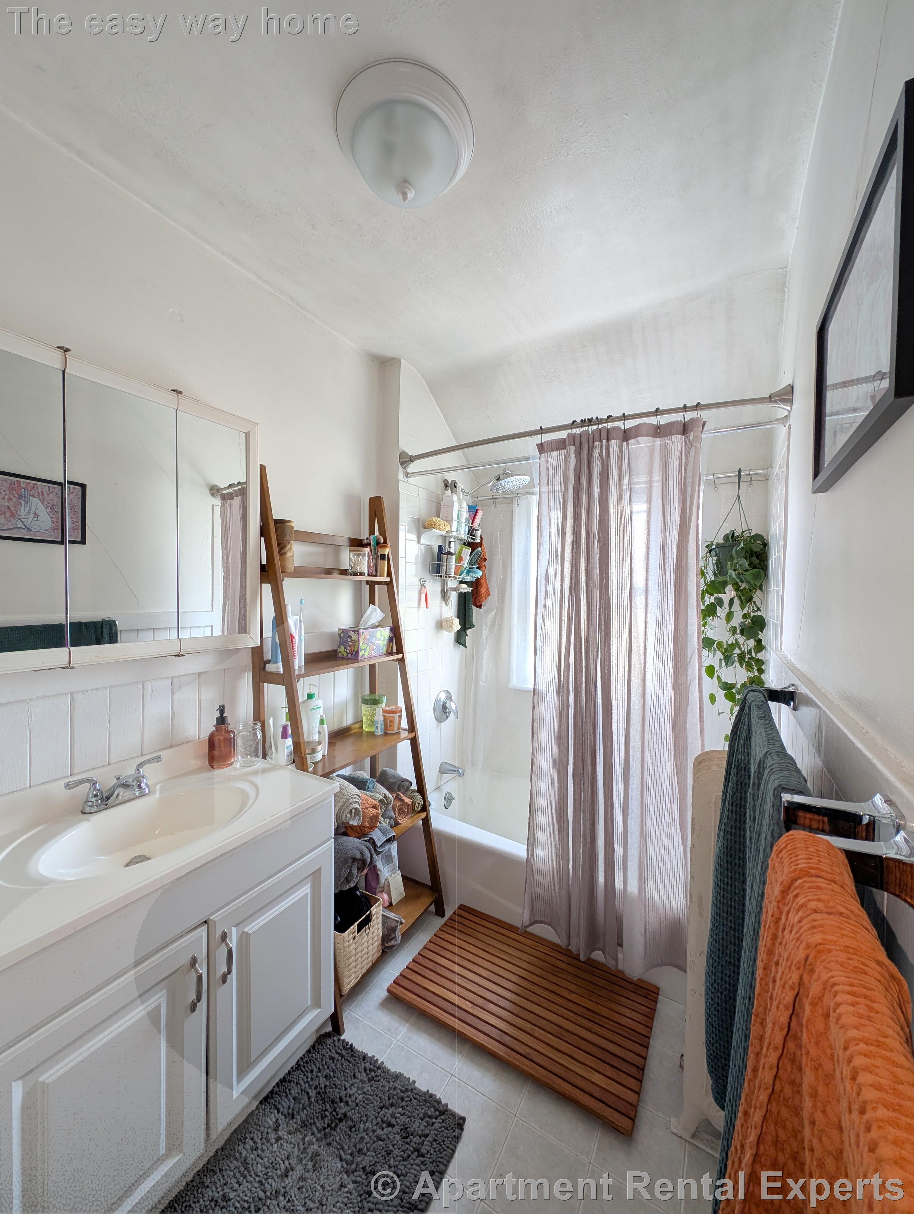 2 bed, 1 bath apartment for rent at 998 Broadway Unit 3, Davis Square — photo 6 of 20