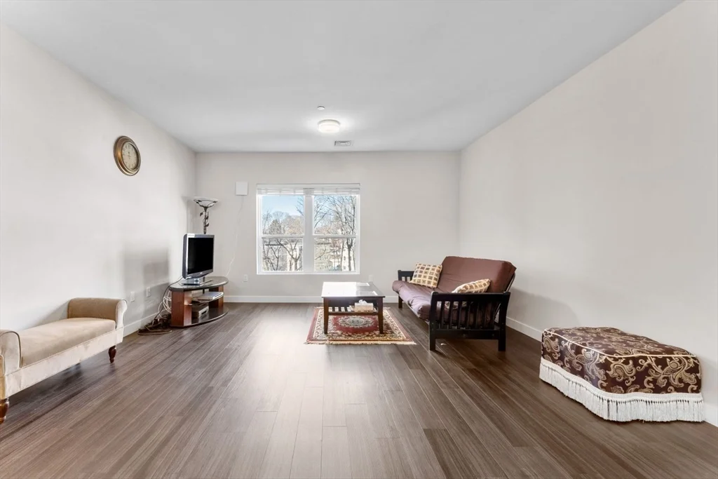 1 bed, 1 bath apartment for rent at 999 Hancock St Unit 306, Quincy Center — photo 11 of 36