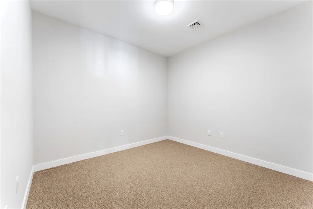 1 bed, 1 bath apartment for rent at 999 Hancock St Unit 306, Quincy Center — photo 19 of 36