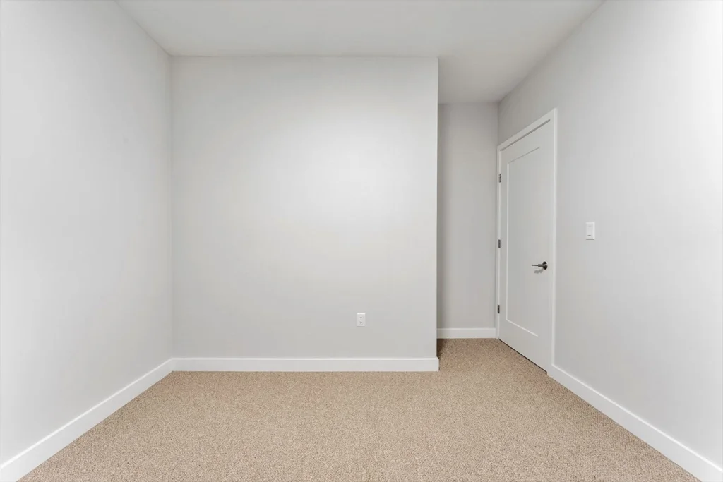 1 bed, 1 bath apartment for rent at 999 Hancock St Unit 306, Quincy Center — photo 22 of 36