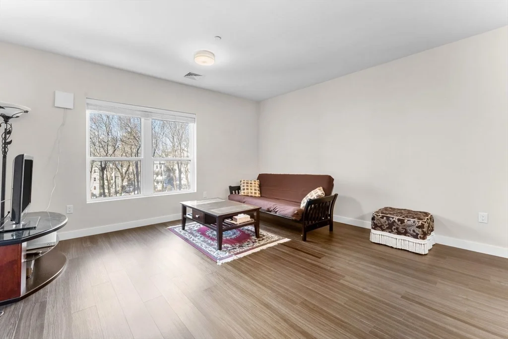 1 bed, 1 bath apartment for rent at 999 Hancock St Unit 306, Quincy Center — photo 12 of 36