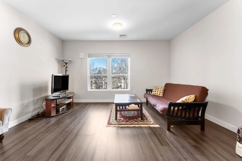 1 bed, 1 bath apartment for rent at 999 Hancock St Unit 306, Quincy Center — photo 10 of 36