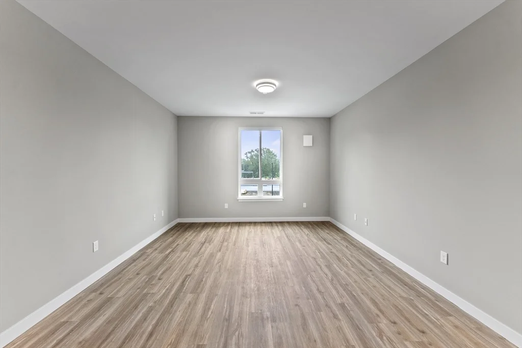 1 bed, 1 bath apartment for rent at 999 Main St Unit 207, Hanson — photo 12 of 21