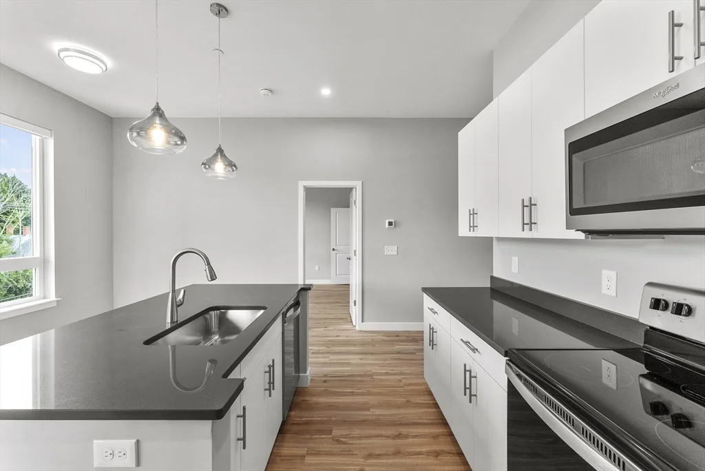 2 bed, 2 bath apartment for rent at 999 Main St Unit 208, Hanson — photo 7 of 21
