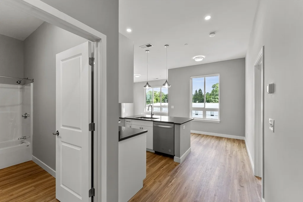 2 bed, 2 bath apartment for rent at 999 Main St Unit 208, Hanson — photo 8 of 21