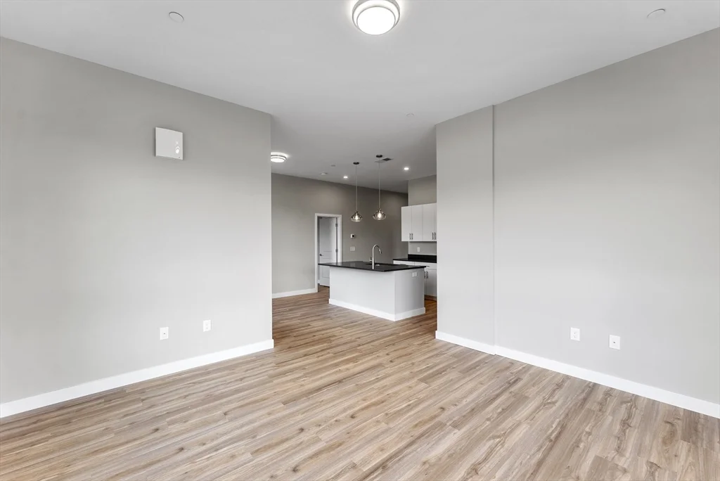 2 bed, 2 bath apartment for rent at 999 Main St Unit 208, Hanson — photo 10 of 21