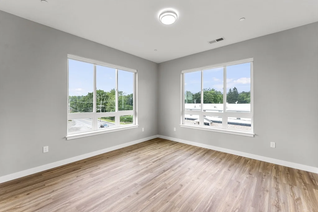 2 bed, 2 bath apartment for rent at 999 Main St Unit 208, Hanson — photo 9 of 21