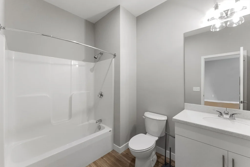 1 bed, 1 bath apartment for rent at 999 Main St Unit 302, Hanson — photo 9 of 13