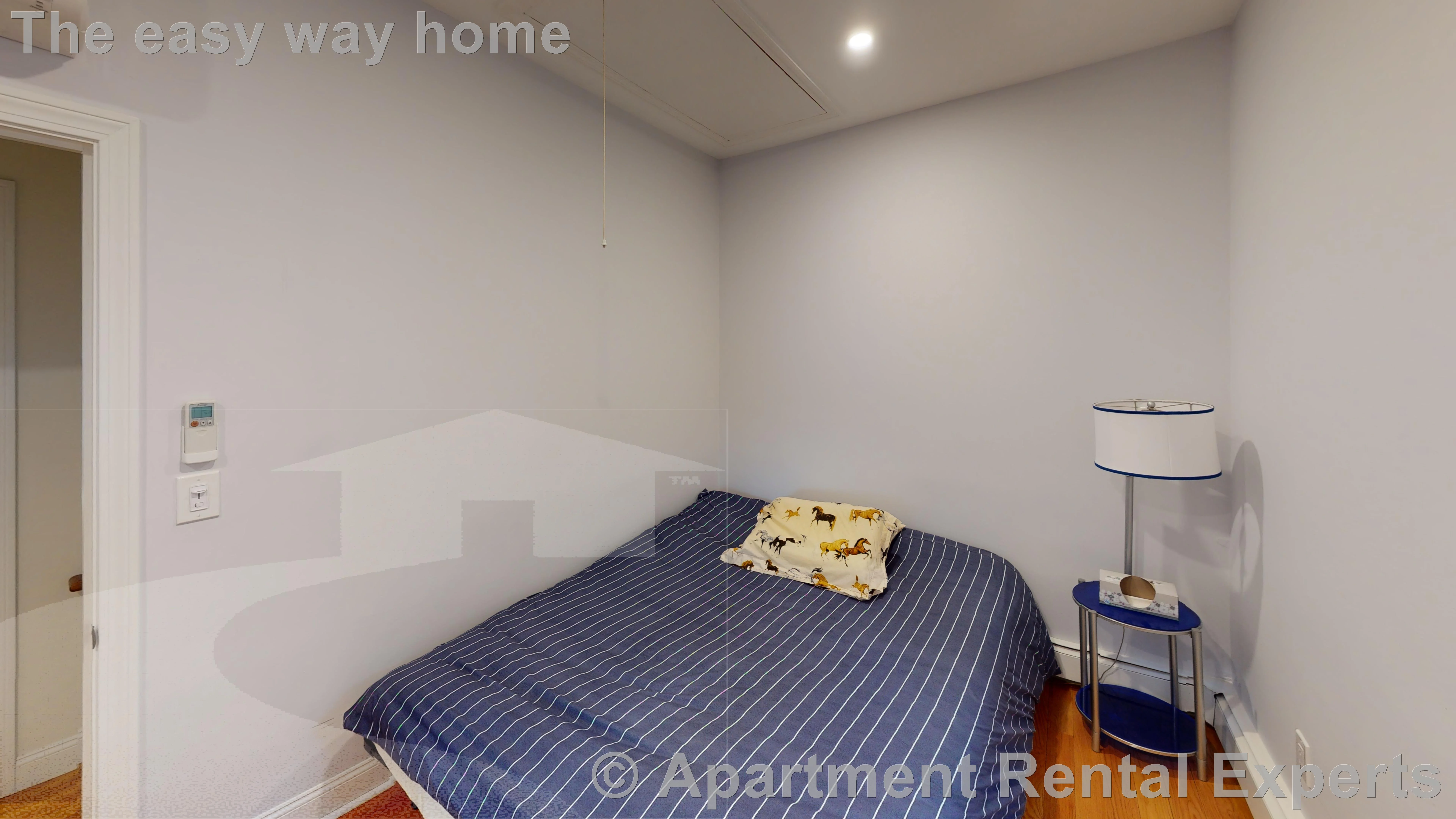 2 bed, 3 bath apartment for rent at 9A Ashton Pl, Harvard Square — photo 3 of 16