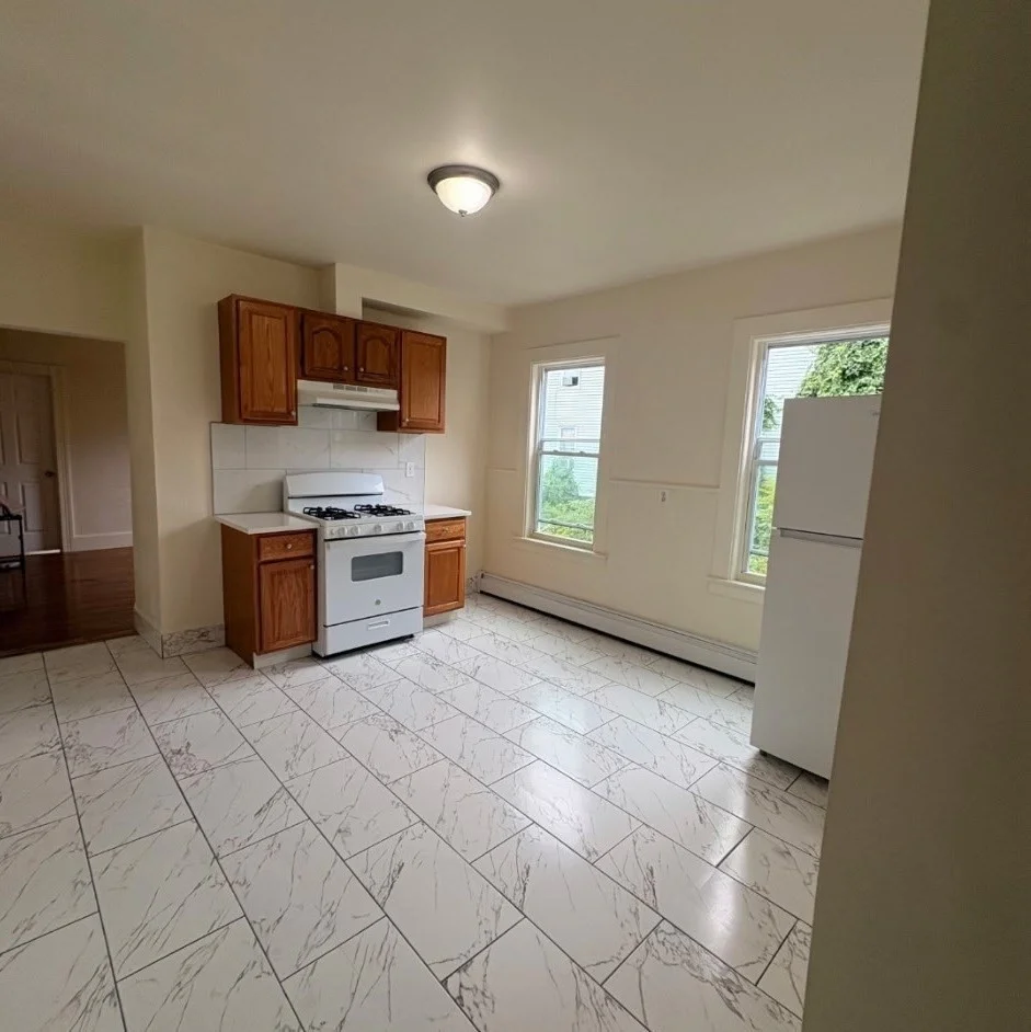 2 bed, 1 bath apartment for rent at 9E Shelby Unit 2, Worcester — photo 3 of 9