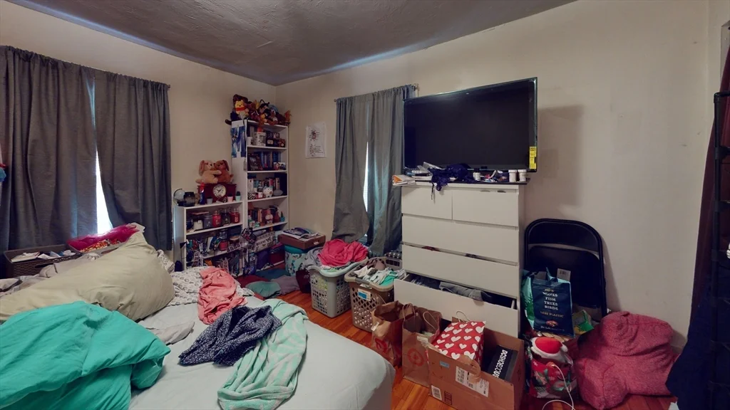 2 bed, 1 bath apartment for rent at 9R Winship Unit A, Brighton — photo 5 of 10