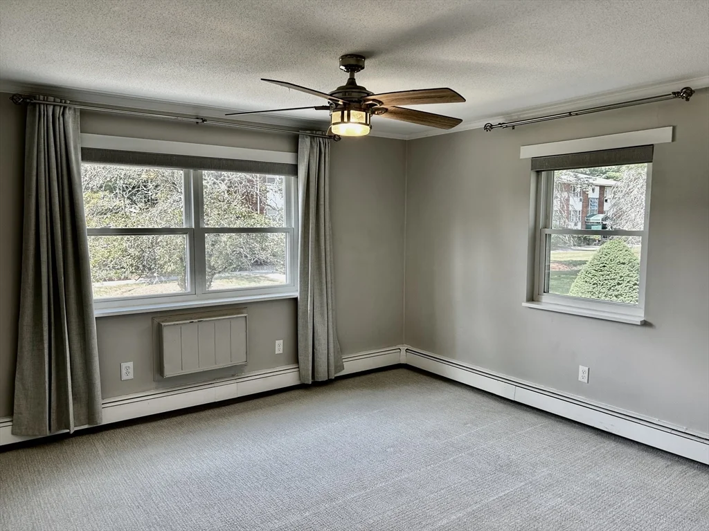 1 bed, 1 bath apartment for rent at B2 Colonial Dr Unit 4, Andover — photo 9 of 19