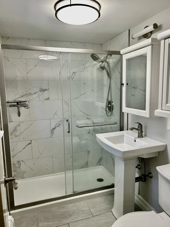 1 bed, 1 bath apartment for rent at B2 Colonial Dr Unit 4, Andover — photo 11 of 19