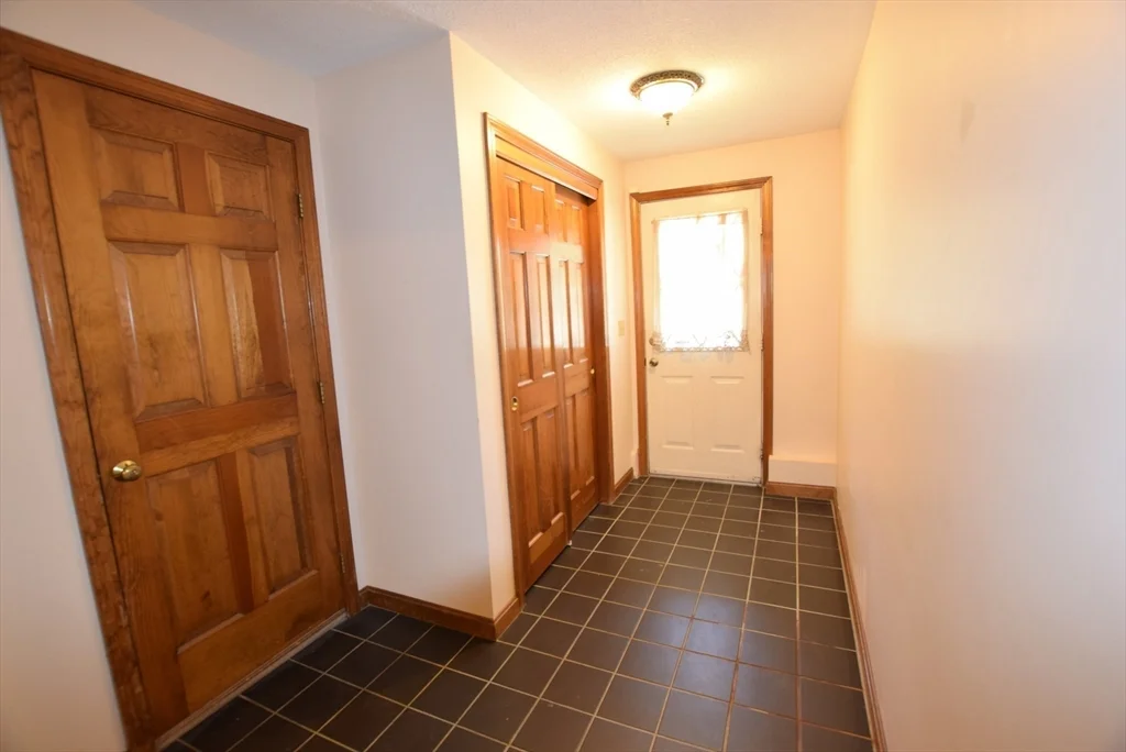2 bed, 1 bath apartment for rent at C4 Scotty Hollow Dr Unit C4, North Chelmsford — photo 20 of 29