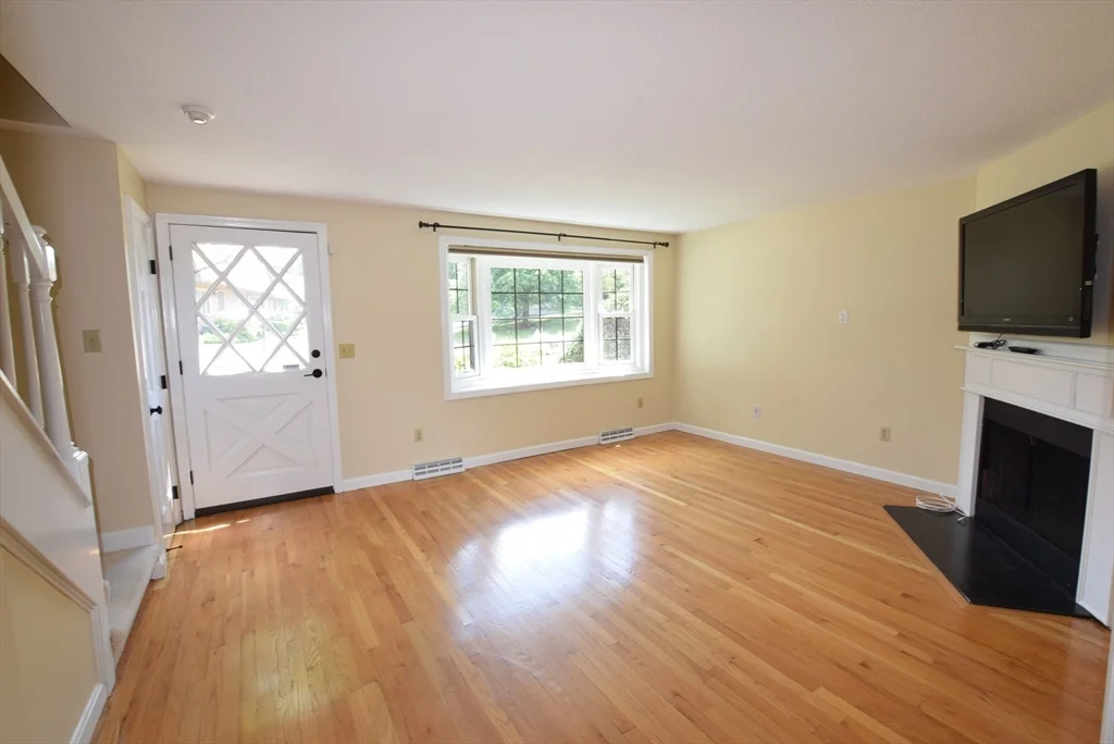 2 bed, 1 bath apartment for rent at C4 Scotty Hollow Dr Unit C4, North Chelmsford — photo 7 of 29