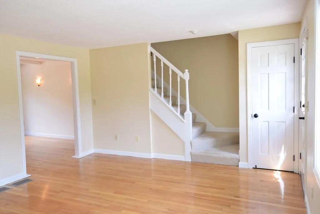 2 bed, 1 bath apartment for rent at C4 Scotty Hollow Dr Unit C4, North Chelmsford — photo 6 of 29