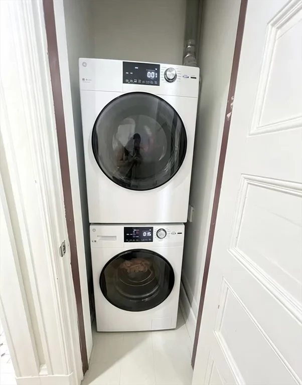 3 bed, 1 bath apartment for rent at R39 Newport St Unit 1, Dorchester — photo 6 of 6